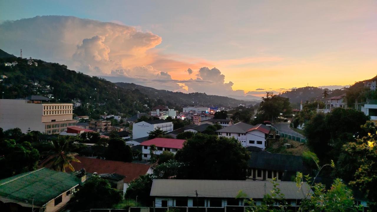 Marvel Hills Kandy Kültér fotó